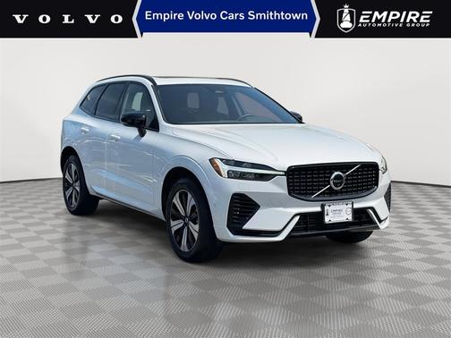 2025 Volvo XC60 Plug-In Hybrid T8 Plus