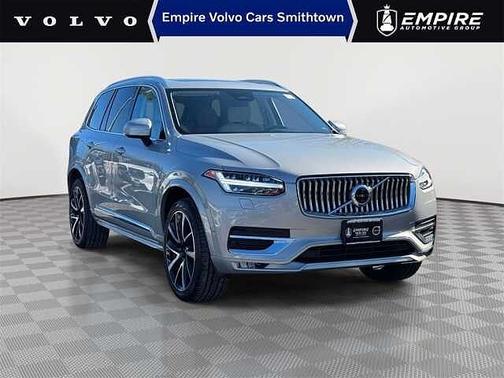 2023 Volvo XC90 Plus