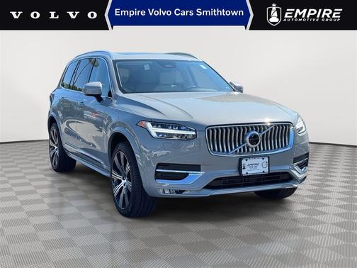2025 Volvo XC90 B6 Plus 7-Seater