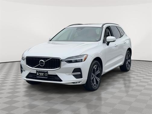 2022 Volvo XC60 B5 AWD Momentum