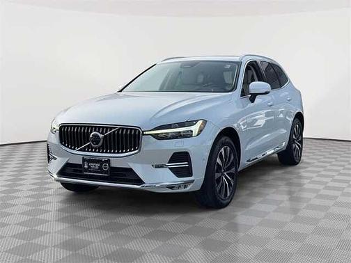 2023 Volvo XC60 Plus