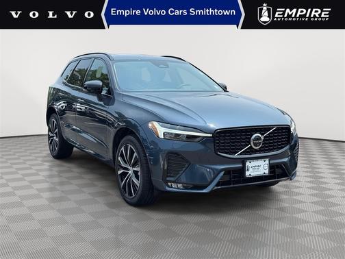 2025 Volvo XC60 B5 Plus