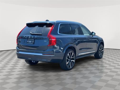 2024 Volvo XC90 B6 Plus Bright 7-Seater