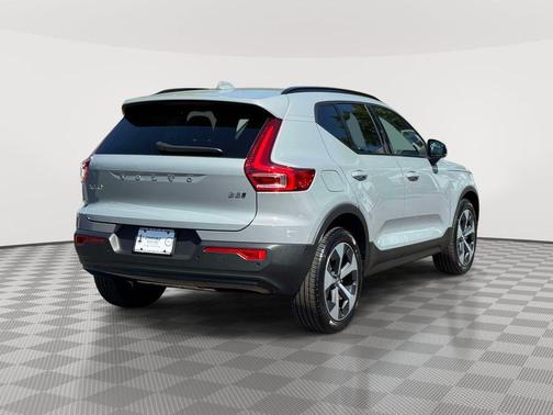 Metallic 2026 Volvo XC40 B5 Plus