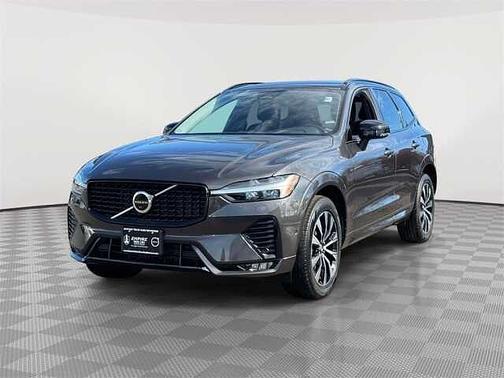 2023 Volvo XC60 Plus