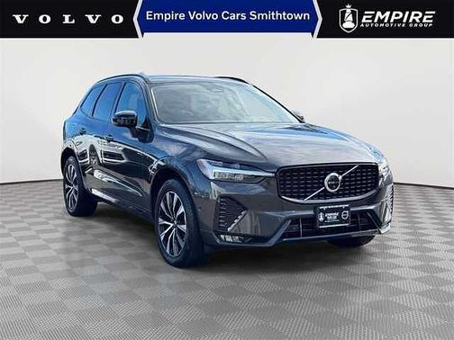 2023 Volvo XC60 Plus