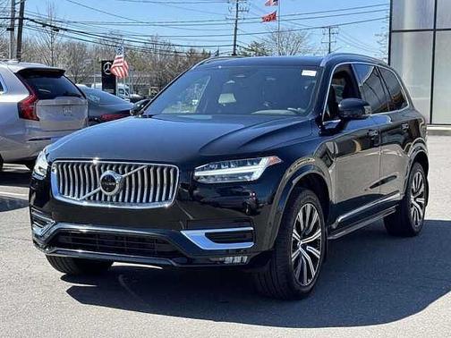 Thunder Grey 2023 Volvo XC90 Plus