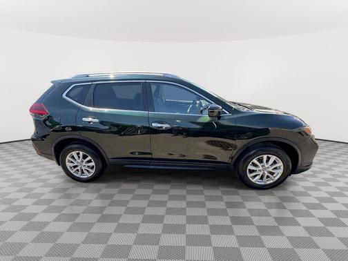 Midnight Pine Metallic 2020 Nissan Rogue SV