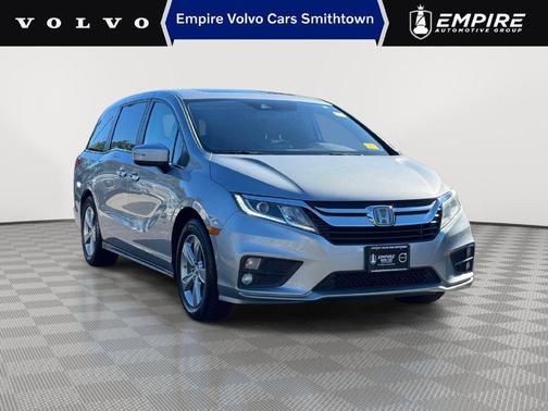 Lunar Silver Metallic 2018 Honda Odyssey EX-L