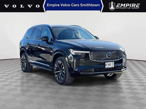 Onyx Black 2026 Volvo XC90 Plus