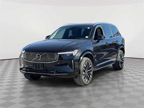 2026 Volvo XC90 Plus