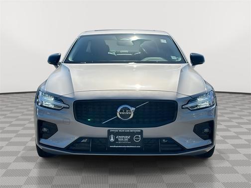 2025 Volvo S60 B5 Core