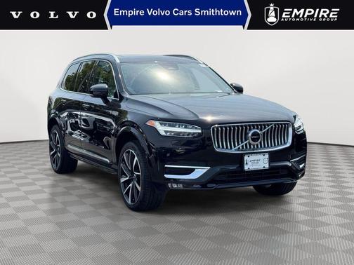 Onyx Black Metallic 2023 Volvo XC90 B6 Plus 7-Seater