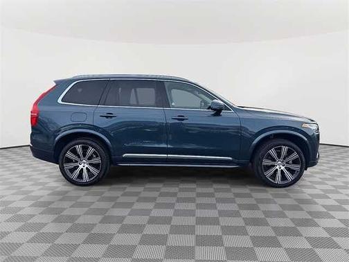 2024 Volvo XC90 B6 Ultimate Bright 7-Seater