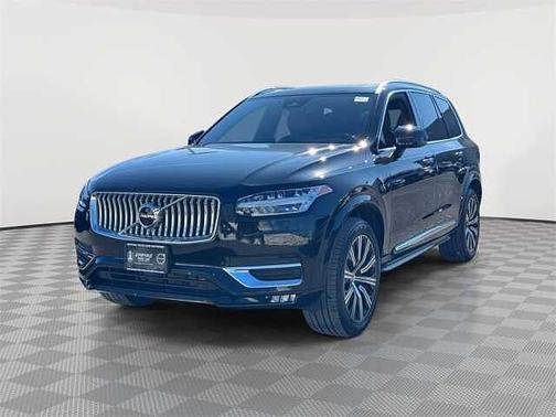 2023 Volvo XC90 Plus
