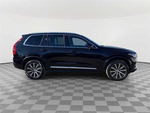 2023 Volvo XC90 Plus