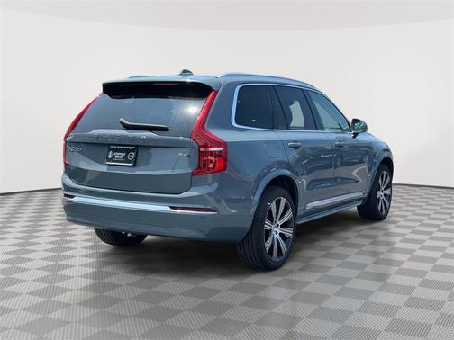 2023 Volvo XC90 B6 AWD Ultimate 6-Seater