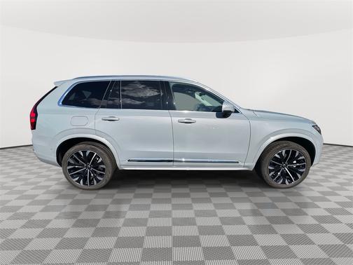 2025 Volvo XC90 B5 (2025.5) Plus
