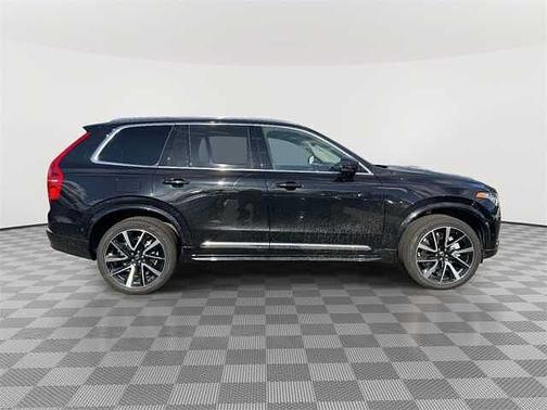2024 Volvo XC90 B6 Ultimate Bright 6-Seater