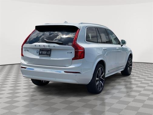 2024 Volvo XC90 B6 Plus Bright 7-Seater