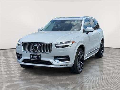 2024 Volvo XC90 B6 Plus Bright 7-Seater