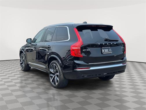 2024 Volvo XC90 B6 Ultimate Bright 7-Seater