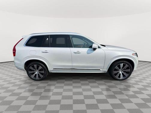 Crystal White Pearl 2025 Volvo XC90 Plug-In Hybrid T8 Plus 7-Seater