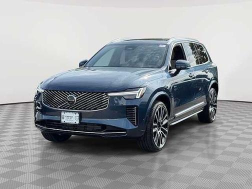 Denim Blue 2026 Volvo XC90 Plus