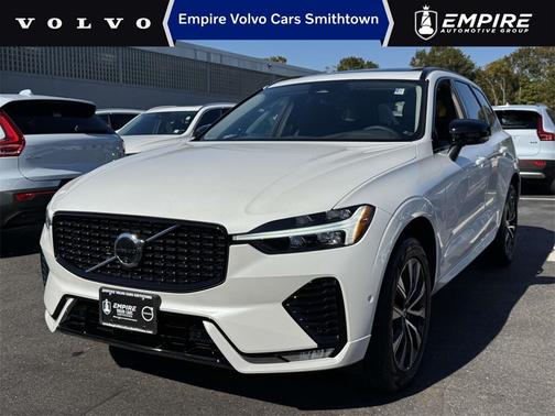 2025 Volvo XC60 B5 Plus