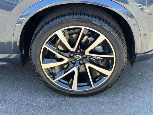 Denim Blue Metallic 2024 Volvo XC90 B6 Plus Bright Theme 7-Seater