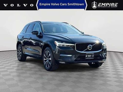 Onyx Black 2023 Volvo XC60 Core