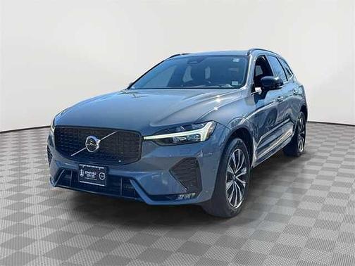 2023 Volvo XC60 Plus
