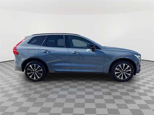 2023 Volvo XC60 Plus