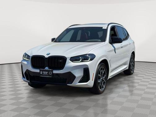 Mineral White Metallic 2023 BMW X3 M40i