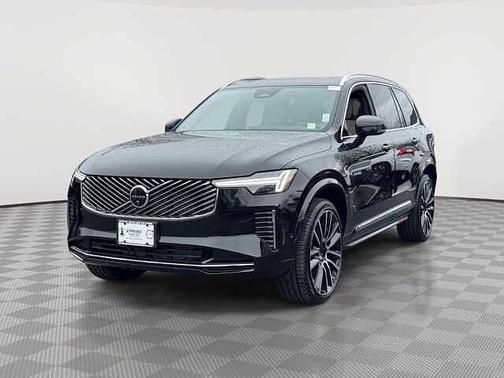 Onyx Black 2026 Volvo XC90 Plus