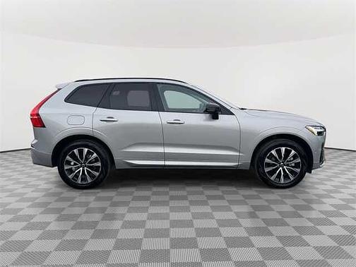 2025 Volvo XC60 Plus