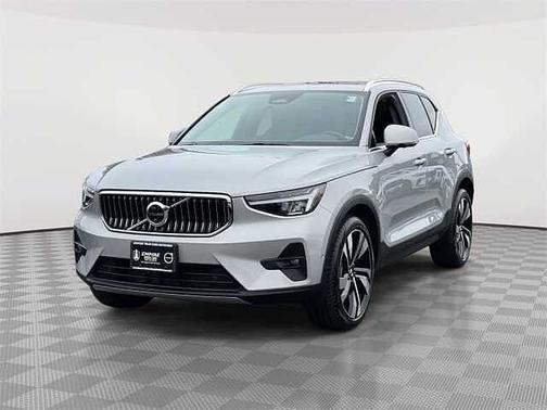 2023 Volvo XC40 Plus