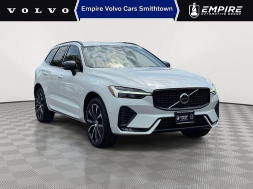 Crystal White Metallic 2024 Volvo XC60 B5 Plus Dark Theme