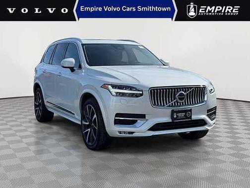 2023 Volvo XC90 Plus