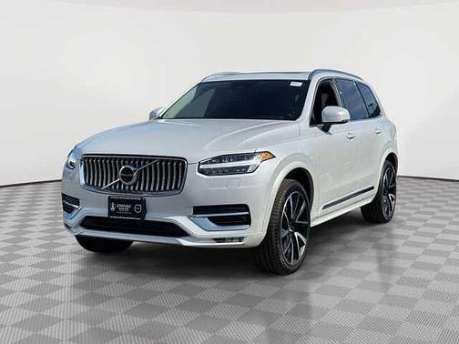 2023 Volvo XC90 Plus