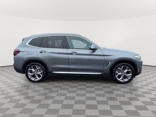 Skyscraper Gray Metallic 2023 BMW X3 xDrive30i