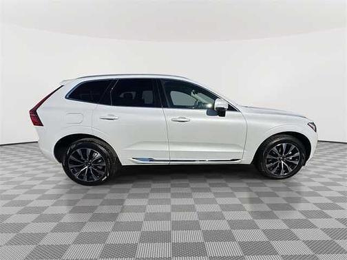 2023 Volvo XC60 Plus