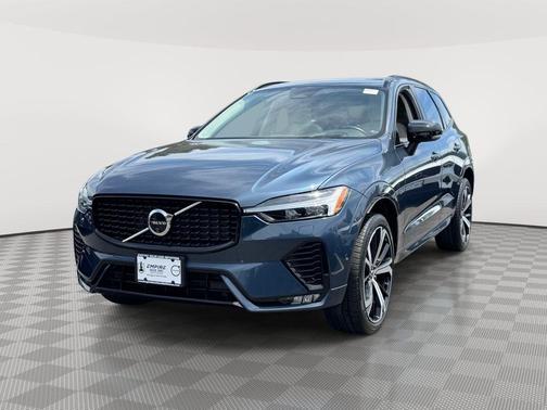 Denim Blue Metallic 2024 Volvo XC60 B5 Ultimate Dark Theme