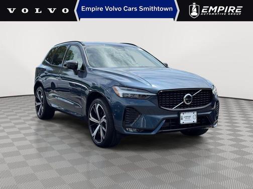 Denim Blue Metallic 2024 Volvo XC60 B5 Ultimate Dark Theme