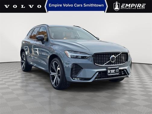 2024 Volvo XC60 B5 Ultimate Dark
