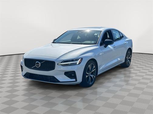 2025 Volvo S60 B5 Core