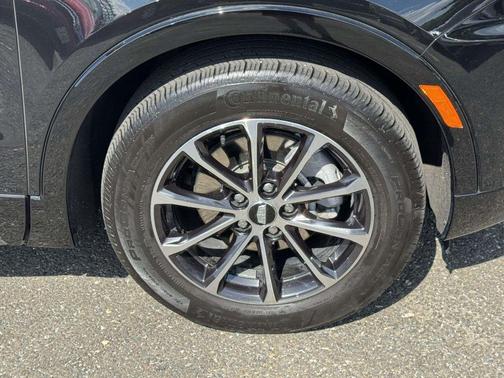 Stellar Black Metallic 2024 Cadillac XT4 Sport