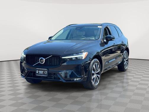 Onyx Black Metallic 2024 Volvo XC60 B5 Plus Dark Theme