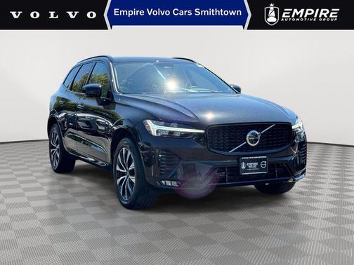 Onyx Black Metallic 2024 Volvo XC60 B5 Plus Dark Theme