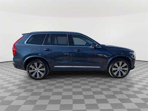 2025 Volvo XC90 Plus